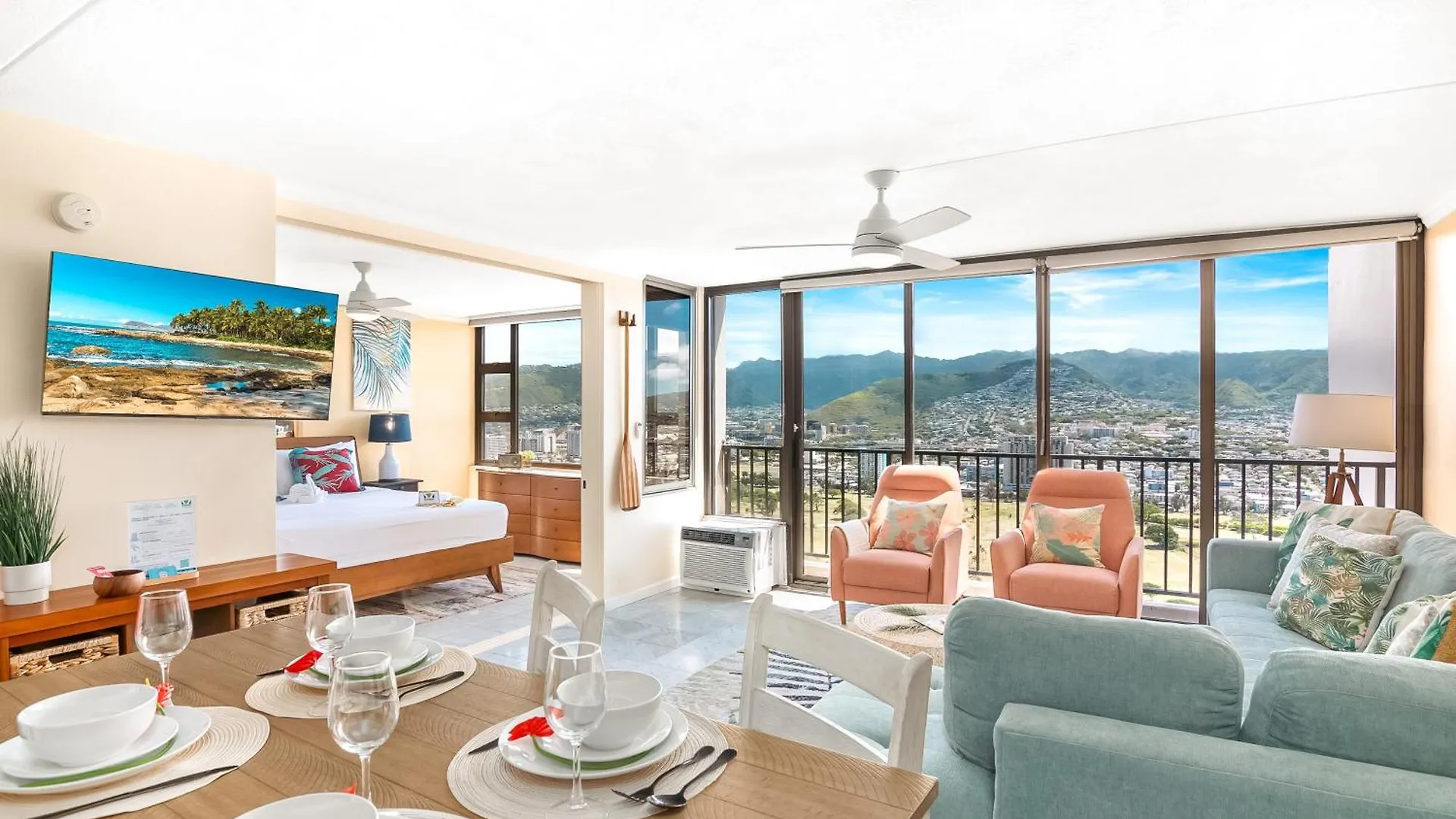 Stylish 1Br Condo With Mountain View & Free Parking! 호놀룰루 미국