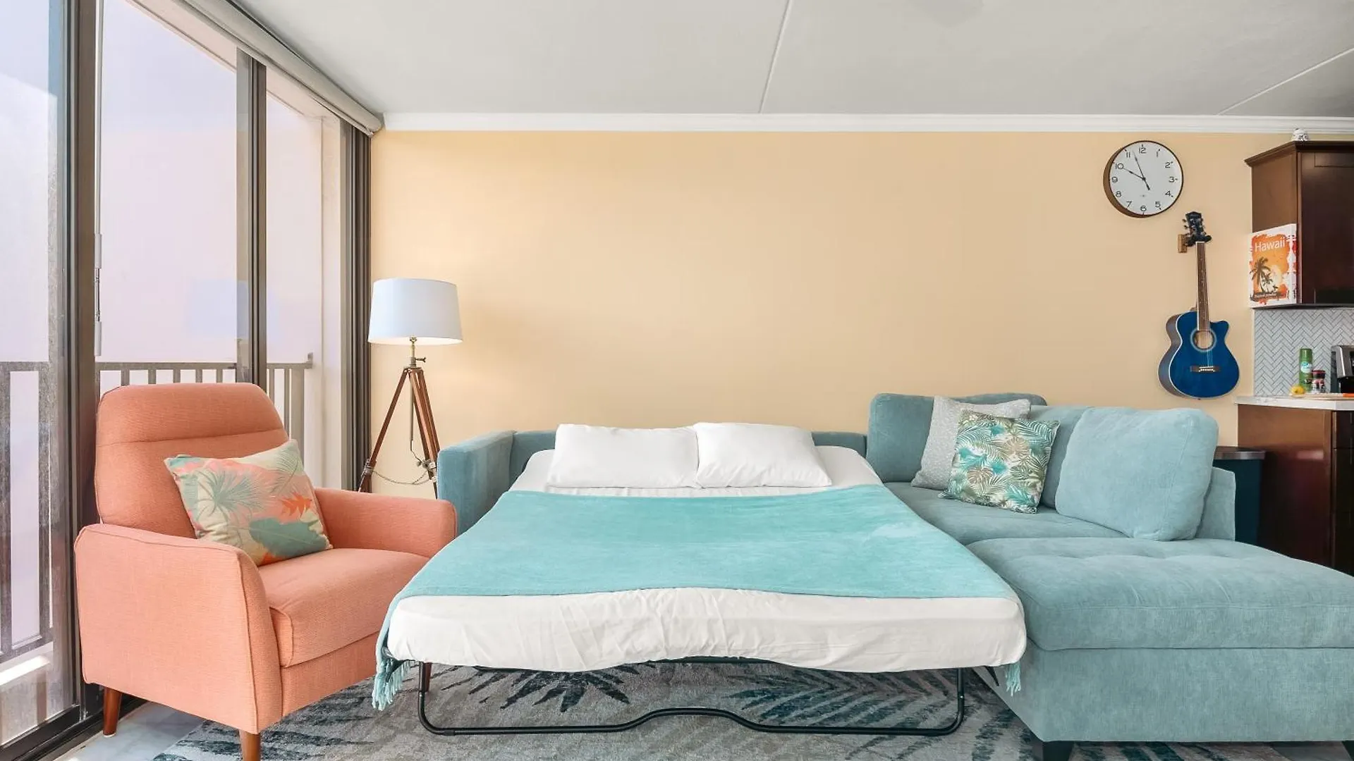 Stylish 1Br Condo With Mountain View & Free Parking! 호놀룰루 아파트